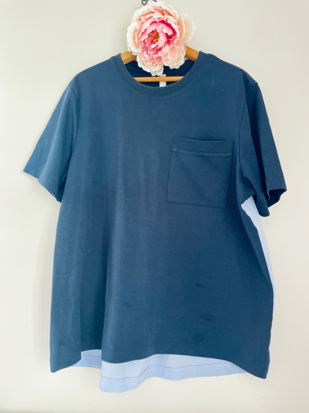 Athleta Navy Short Sleeve Pocket Tee Light Blue Back Large